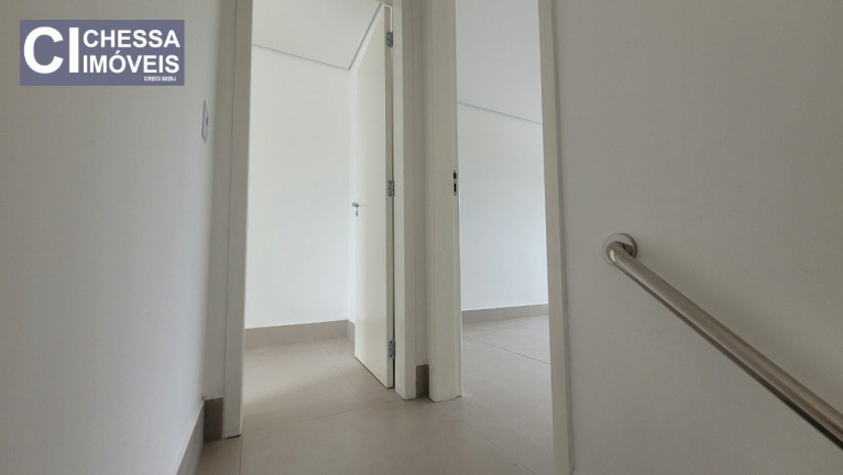 Imagem Sobrado com 2 Quartos à Venda, 100 m² em Espinheiros - Itajaí Imagem Sobrado com 2 Quartos à Venda, 100 m² em Espinheiros - Itajaí