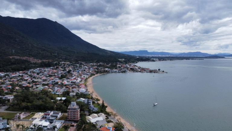 Imagem Cobertura com 4 Quartos à Venda, 256 m² em Praia De Fora - Palhoça