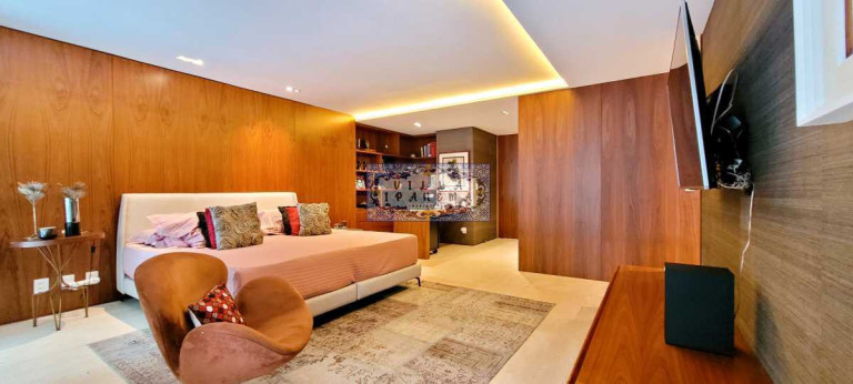 Imagem Apartamento com 2 Quartos à Venda, 260 m² em Lagoa - Rio De Janeiro Imagem Apartamento com 2 Quartos à Venda, 260 m² em Lagoa - Rio De Janeiro