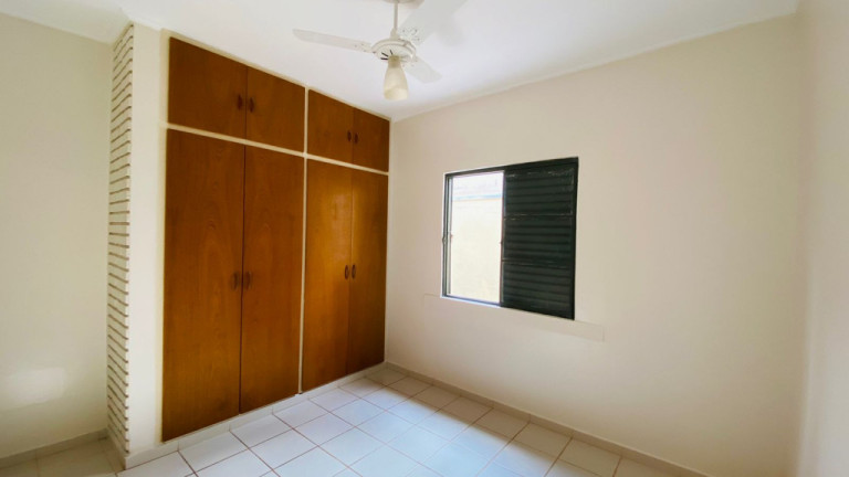Imagem Casa com 4 Quartos à Venda, 162 m² em Jardim São José - Ribeirão Preto Imagem Casa com 4 Quartos à Venda, 162 m² em Jardim São José - Ribeirão Preto