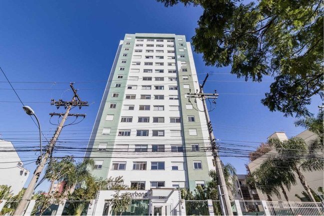 Imagem Imóvel com 3 Quartos à Venda, 74 m² em Rio Branco - Porto Alegre Imagem Imóvel com 3 Quartos à Venda, 74 m² em Rio Branco - Porto Alegre