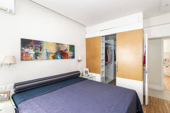 Imagem Apartamento com 3 Quartos à Venda, em Ipanema - Rio De Janeiro Imagem Apartamento com 3 Quartos à Venda, em Ipanema - Rio De Janeiro