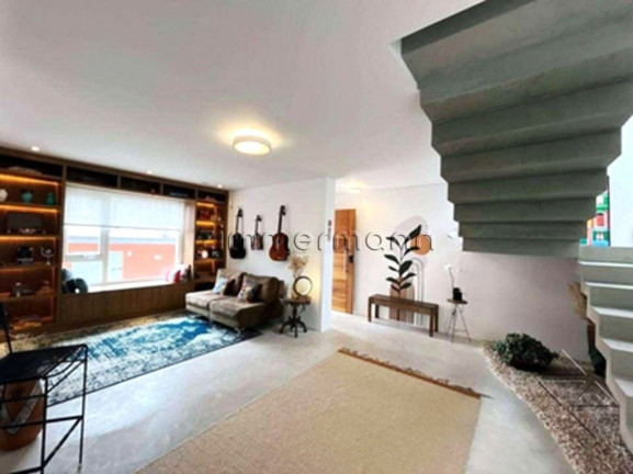 Imagem Casa com 2 Quartos à Venda, 300 m² em Alto De Pinheiros - São Paulo Imagem Casa com 2 Quartos à Venda, 300 m² em Alto De Pinheiros - São Paulo