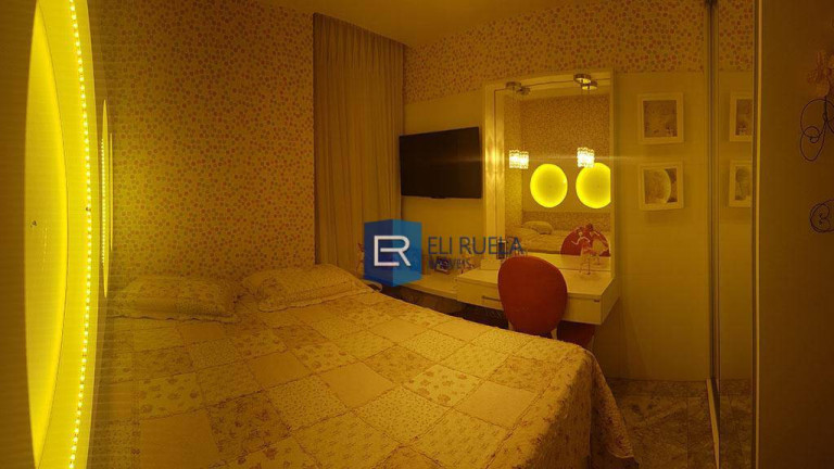 Imagem Apartamento com 4 Quartos à Venda, 145 m² em Praia Da Costa - Vila Velha Imagem Apartamento com 4 Quartos à Venda, 145 m² em Praia Da Costa - Vila Velha