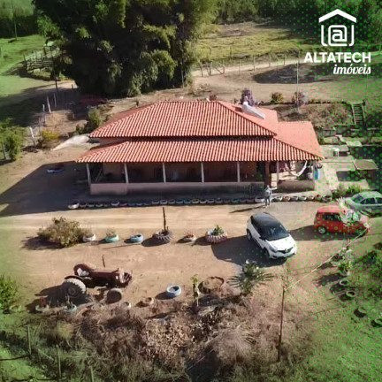 Imagem Imóvel com 3 Quartos à Venda, 24.000 m² em Pocinhos Do Rio Verde - Caldas Imagem Imóvel com 3 Quartos à Venda, 24.000 m² em Pocinhos Do Rio Verde - Caldas
