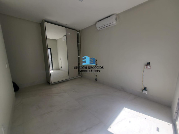 Imagem Casa com 4 Quartos à Venda, 225 m² em Pq Amazônia - Goiânia