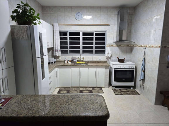 Imagem Casa com 2 Quartos à Venda, 168 m² em Santana - Pindamonhangaba Imagem Casa com 2 Quartos à Venda, 168 m² em Santana - Pindamonhangaba
