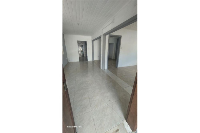 Imagem Casa com 3 Quartos à Venda,  em Partenon - Porto Alegre