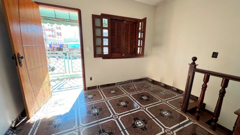 Imagem Casa com 3 Quartos à Venda, 220 m² em Samambaia Sul (samambaia) - Brasília Imagem Casa com 3 Quartos à Venda, 220 m² em Samambaia Sul (samambaia) - Brasília