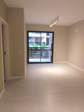 Imagem Apartamento com 4 Quartos à Venda, 108 m² em Itacorubi - Florianópolis Imagem Apartamento com 4 Quartos à Venda, 108 m² em Itacorubi - Florianópolis