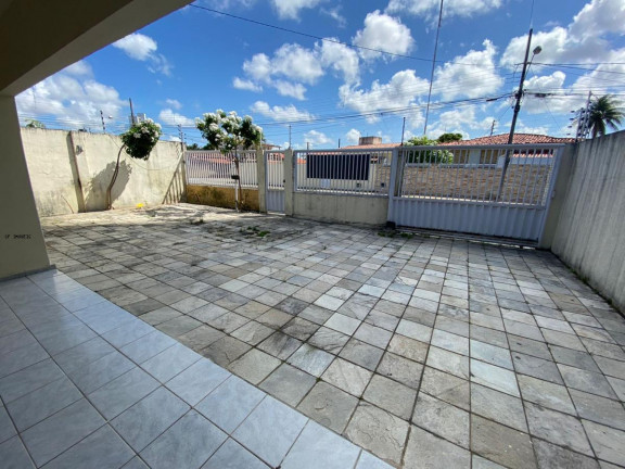 Imagem Casa com 4 Quartos à Venda, 160 m² em Treze De Maio - João Pessoa Imagem Casa com 4 Quartos à Venda, 160 m² em Treze De Maio - João Pessoa