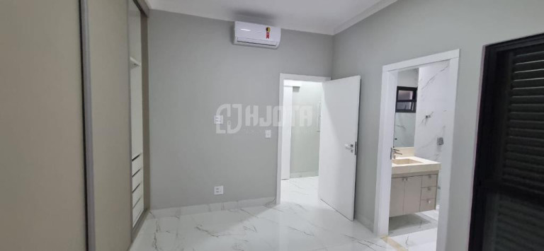 Imagem Casa de Condomínio com 3 Quartos à Venda, 230 m² em Condomínio Vilage La Montagne - São José Do Rio Preto