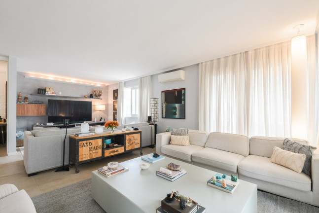 Imagem Apartamento com 4 Quartos à Venda, 246 m² em Pinheiros - São Paulo Imagem Apartamento com 4 Quartos à Venda, 246 m² em Pinheiros - São Paulo