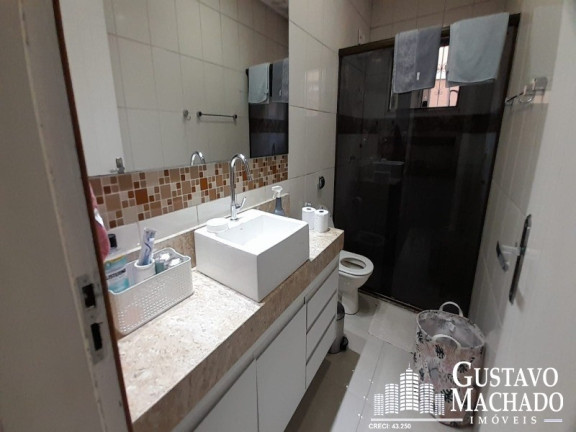 Imagem Casa com 3 Quartos à Venda, 132 m² em São Luís - Volta Redonda Imagem Casa com 3 Quartos à Venda, 132 m² em São Luís - Volta Redonda