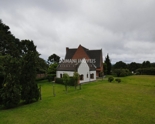 Imagem Casa com 4 Quartos à Venda, 530 m² em Região Do Alto Da Vila Inglesa - Campos Do Jordão Imagem Casa com 4 Quartos à Venda, 530 m² em Região Do Alto Da Vila Inglesa - Campos Do Jordão