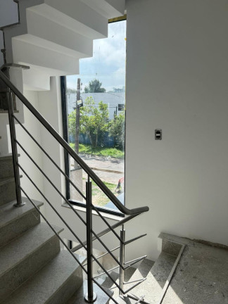 Imagem Casa com 3 Quartos à Venda, 170 m² em Uberaba - Curitiba Imagem Casa com 3 Quartos à Venda, 170 m² em Uberaba - Curitiba
