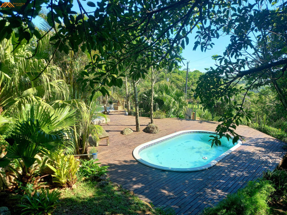 Imagem Casa com 7 Quartos à Venda,  em Silveira - Garopaba