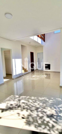 Imagem Casa de Condomínio com 2 Quartos à Venda, 250 m² em Jacaré - Cabreúva Imagem Casa de Condomínio com 2 Quartos à Venda, 250 m² em Jacaré - Cabreúva
