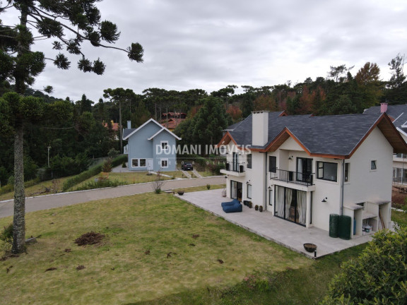 Imagem Casa com 4 Quartos à Venda, 258 m² em Região Do Alto Da Boa Vista - Campos Do Jordão Imagem Casa com 4 Quartos à Venda, 258 m² em Região Do Alto Da Boa Vista - Campos Do Jordão