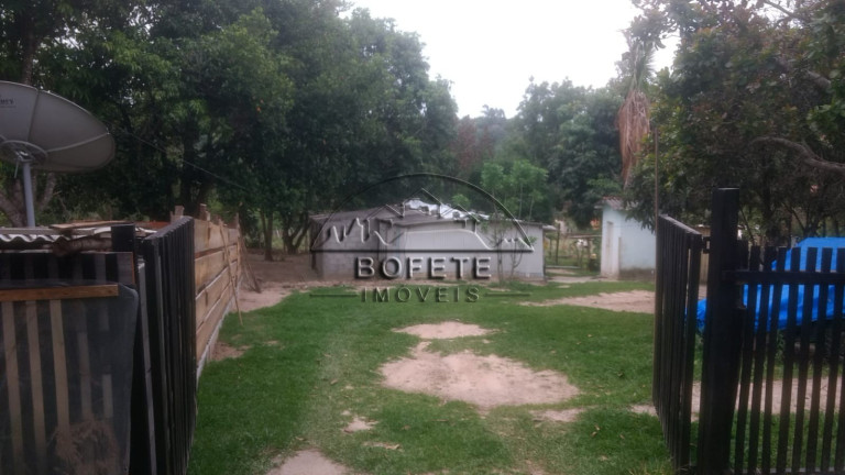 Imagem Imóvel com 1 Quarto à Venda, 10.000 m² em Vale Verde - Bofete Imagem Imóvel com 1 Quarto à Venda, 10.000 m² em Vale Verde - Bofete