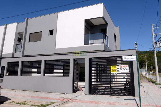 Imagem Sobrado com 3 Quartos à Venda, 122 m² em Vila Nova - Porto Belo Imagem Sobrado com 3 Quartos à Venda, 122 m² em Vila Nova - Porto Belo