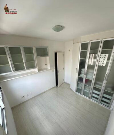 Imagem Apartamento com 4 Quartos à Venda, 137 m² em Moema - São Paulo