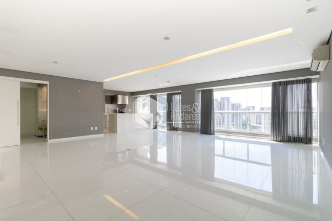 Apartamento com 3 Quartos à Venda, 162 m² em Vila Romana - São Paulo