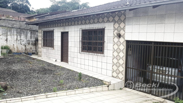 Imagem Casa com 3 Quartos à Venda, 177 m² em São Marcos - Joinville