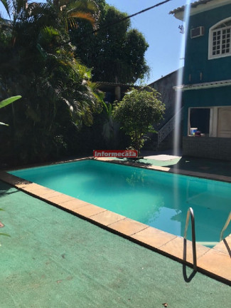 Imagem Casa com 3 Quartos à Venda, 300 m² em Austin - Nova Iguaçu Imagem Casa com 3 Quartos à Venda, 300 m² em Austin - Nova Iguaçu