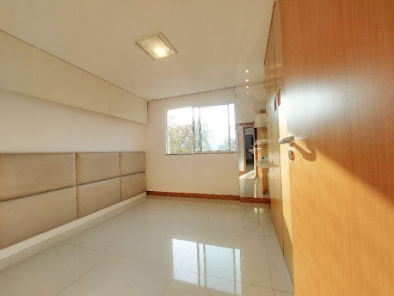 Imagem Apartamento com 3 Quartos à Venda, 180 m² em Várzea - Teresópolis Imagem Apartamento com 3 Quartos à Venda, 180 m² em Várzea - Teresópolis