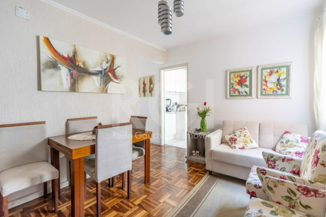 Imagem Apartamento com 3 Quartos à Venda, 68 m² em Higienópolis - Porto Alegre Imagem Apartamento com 3 Quartos à Venda, 68 m² em Higienópolis - Porto Alegre