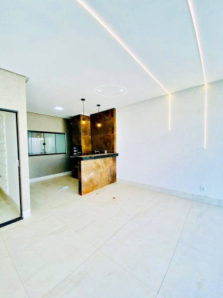 Imagem Casa com 3 Quartos à Venda, 127 m² em Jardim Helvécia - Aparecida De Goiânia Imagem Casa com 3 Quartos à Venda, 127 m² em Jardim Helvécia - Aparecida De Goiânia