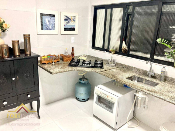 Imagem Imóvel com 4 Quartos à Venda, 219 m² em Aviação - Praia Grande Imagem Imóvel com 4 Quartos à Venda, 219 m² em Aviação - Praia Grande