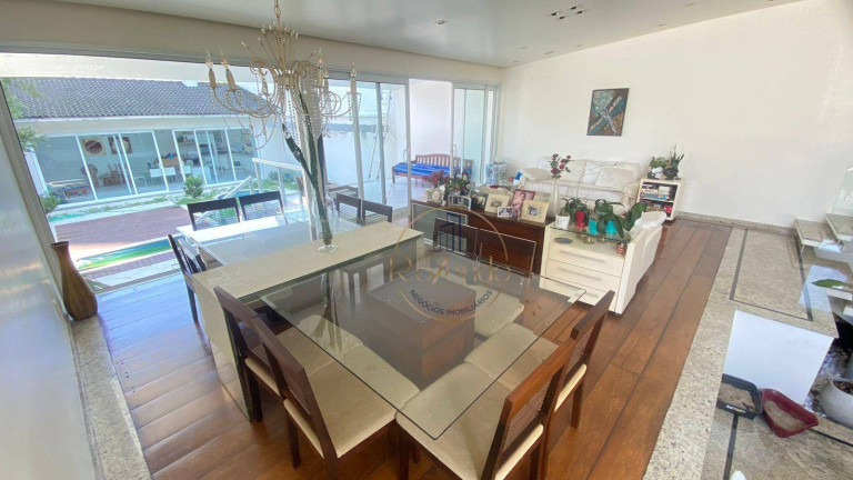 Imagem Sobrado com 3 Quartos à Venda, 384 m² em Jardim - Santo André Imagem Sobrado com 3 Quartos à Venda, 384 m² em Jardim - Santo André