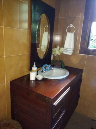 Imagem Casa com 4 Quartos à Venda, 200 m² em Araras - Petrópolis Imagem Casa com 4 Quartos à Venda, 200 m² em Araras - Petrópolis