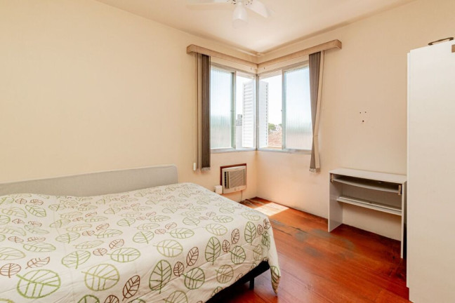 Imagem Apartamento com 2 Quartos à Venda, 72 m² em Medianeira - Porto Alegre Imagem Apartamento com 2 Quartos à Venda, 72 m² em Medianeira - Porto Alegre