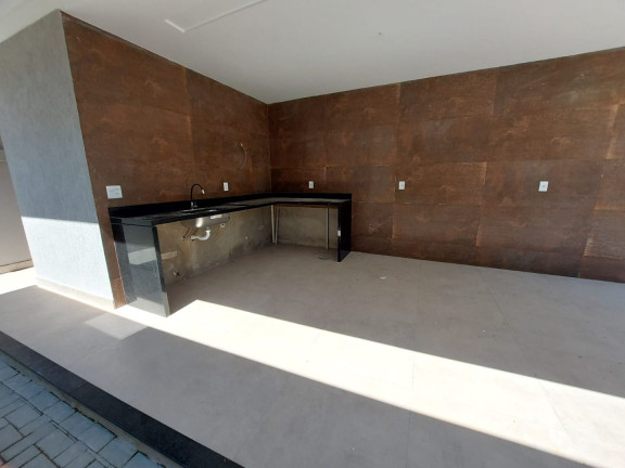 Imagem Casa com 3 Quartos à Venda, 350 m² em Green Valleiy - Teresópolis