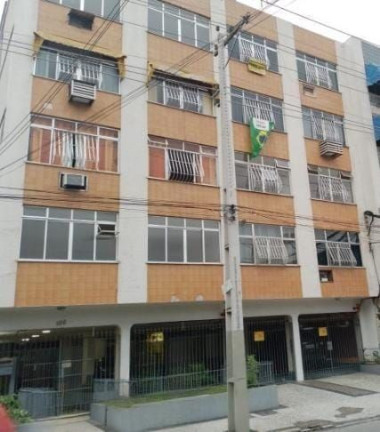 Apartamento com 2 Quartos à Venda, 71 m² em Centro - São Gonçalo