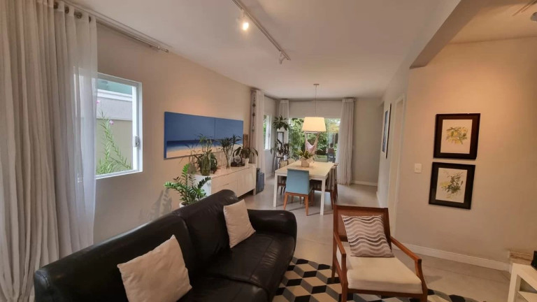 Imagem Casa com 4 Quartos à Venda, 185 m² em Palm Hills - Cotia Imagem Casa com 4 Quartos à Venda, 185 m² em Palm Hills - Cotia