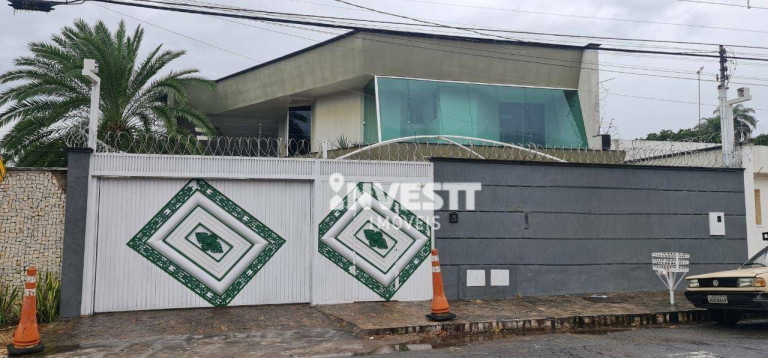 Sobrado com 3 Quartos à Venda, 919 m² em Setor Sul - Goiânia
