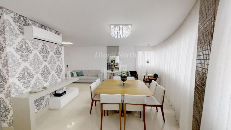 Imagem Apartamento com 3 Quartos à Venda, 150 m² em Centro - Balneário Camboriú Imagem Apartamento com 3 Quartos à Venda, 150 m² em Centro - Balneário Camboriú
