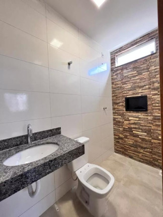 Imagem Casa com 3 Quartos à Venda, 243 m² em Parque Das Laranjeiras Acréscimo - Goiânia
