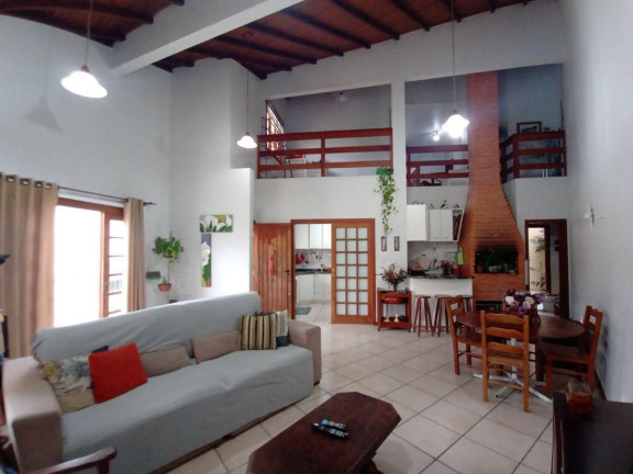 Imagem Casa com 4 Quartos à Venda, 320 m² em Capoeiras - Florianópolis