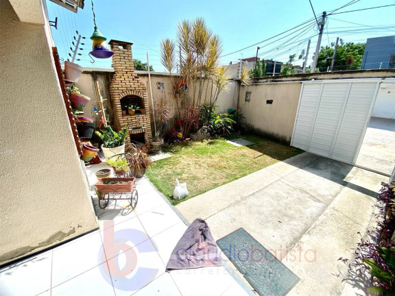 Imagem Casa com 3 Quartos à Venda, 80 m² em Centro - Eusébio Imagem Casa com 3 Quartos à Venda, 80 m² em Centro - Eusébio