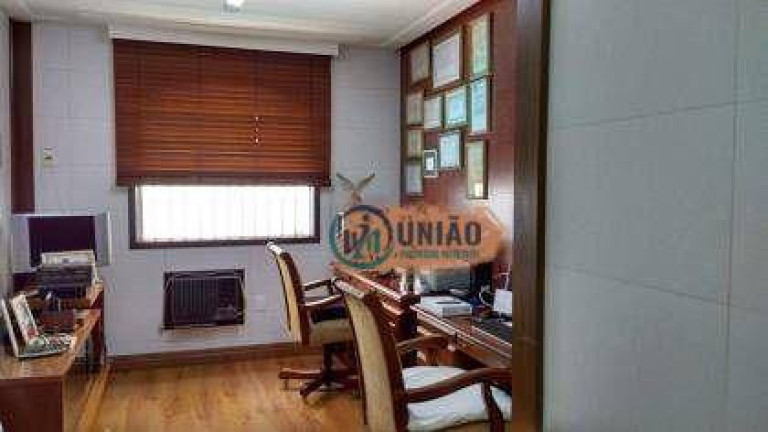 Imagem Casa com 3 Quartos à Venda, 277 m² em Maravista - Niterói