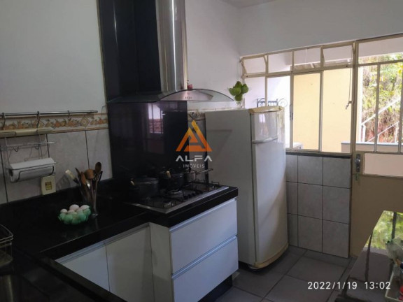 Imagem Casa com 2 Quartos à Venda, 75 m² Imagem Casa com 2 Quartos à Venda, 75 m²