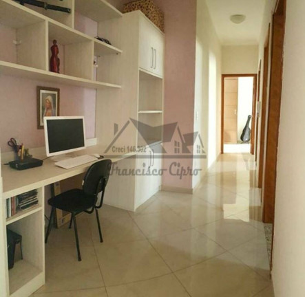 Imagem Sobrado com 3 Quartos à Venda, 219 m² em Vila Indiana - Guaratinguetá Imagem Sobrado com 3 Quartos à Venda, 219 m² em Vila Indiana - Guaratinguetá