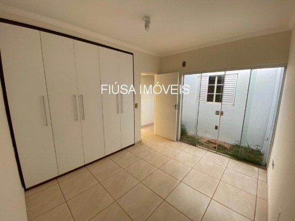 Imagem Casa com 4 Quartos à Venda, em Jardim Anhangüera - Ribeirão Preto Imagem Casa com 4 Quartos à Venda, em Jardim Anhangüera - Ribeirão Preto