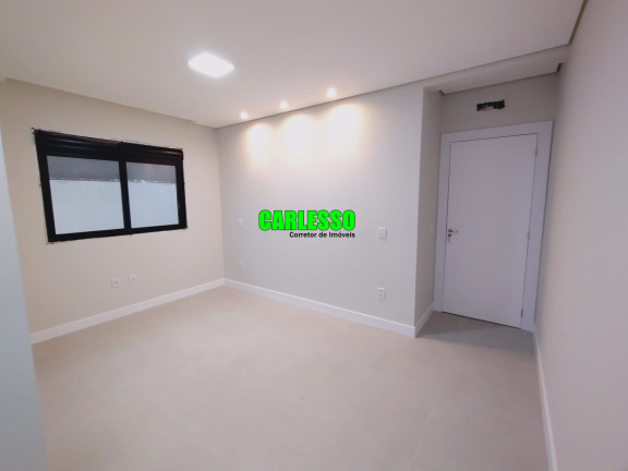 Imagem Casa com 3 Quartos à Venda, 140 m² em Camobi - Santa Maria Imagem Casa com 3 Quartos à Venda, 140 m² em Camobi - Santa Maria
