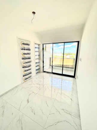 Imagem Casa com 4 Quartos à Venda, 126 m² em Tamatanduba - Eusébio